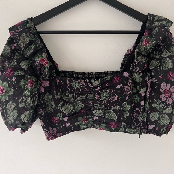 NWT Zara floral puff sleeve crop top - Picture 2 of 6